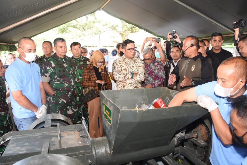 PEMANFAATAN BARANG BEKAS SEBAGAI NILAI EKONOMI TINGGI UNTUK MENDUKUNG KETAHANAN NASIONAL